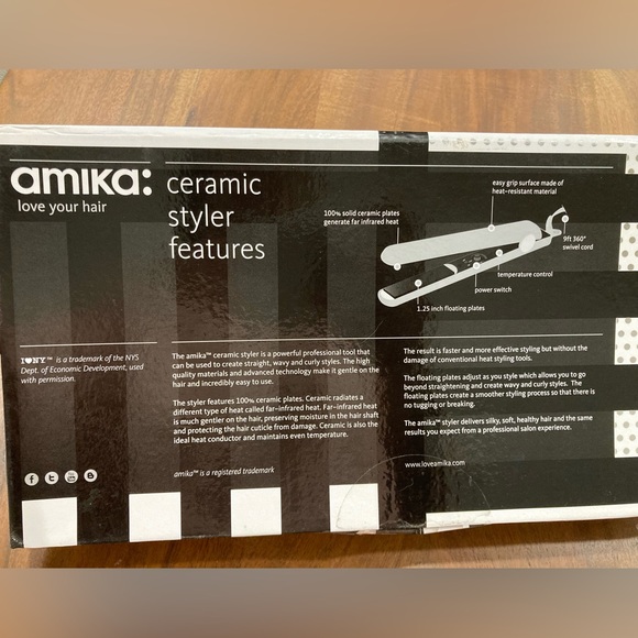 Amika Ceramic Hair Straightener - Picture 7 of 9